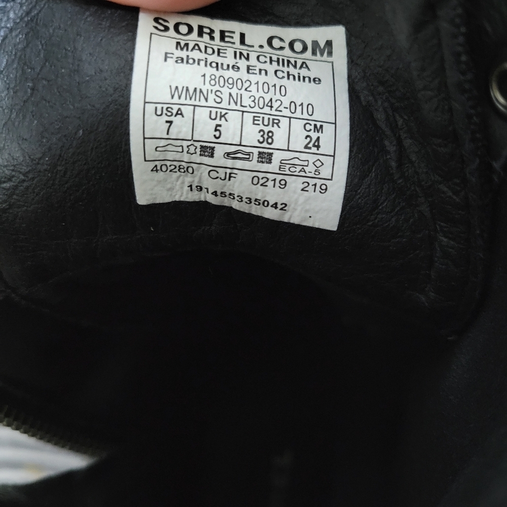 Sorel Waterproof Combat Boot, Size 7 - Picture 2 of 10